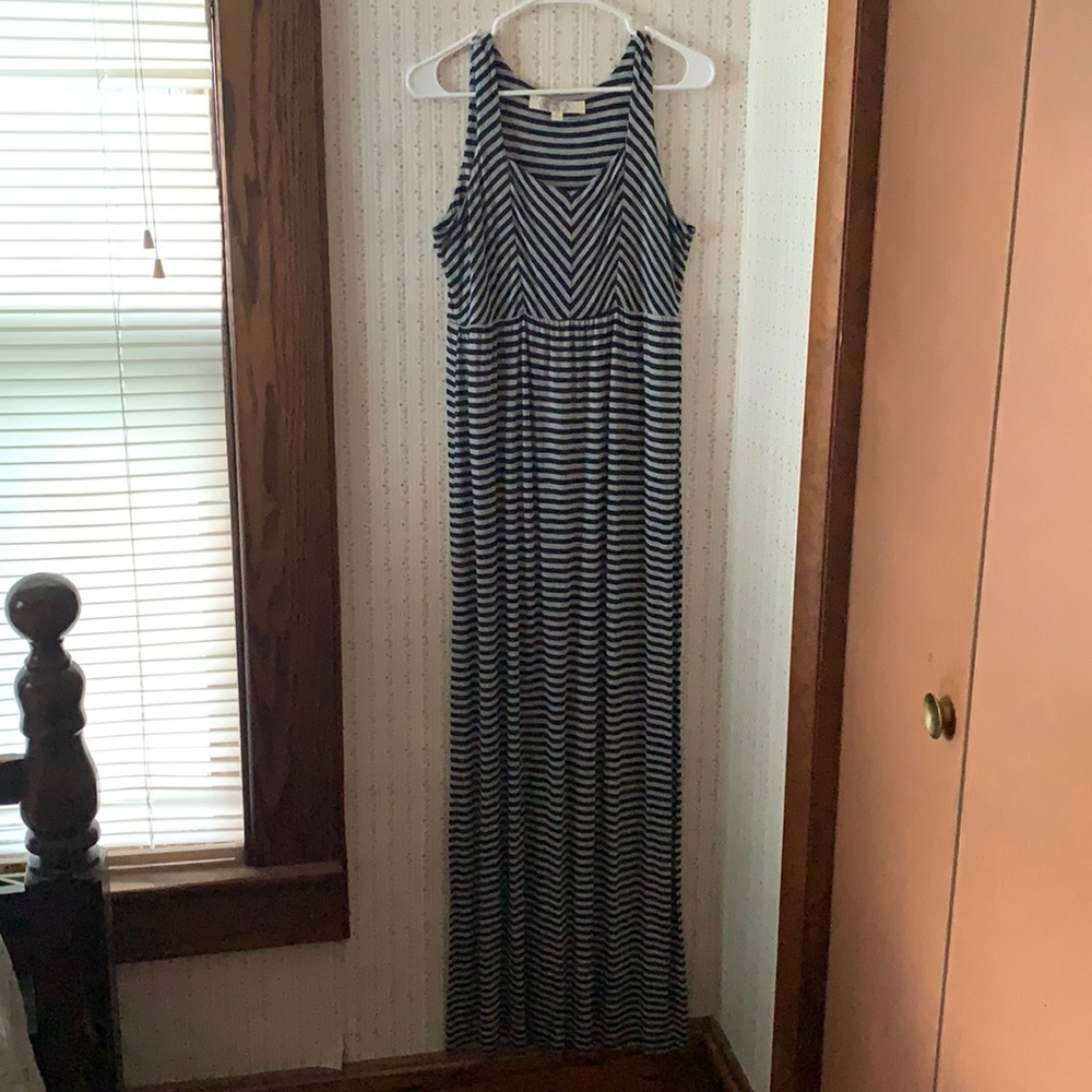 Size M Maxi Dress